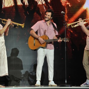 Exclusif - Amir Haddad lors de l'enregistrement de l'émission "La Chanson de l'Année 2019" aux Arènes de Nîmes, le 16 mai 2019. L'émission sera diffusée sur TF1 le samedi 15 juin. © Guillaume Gaffiot/Bestimage
