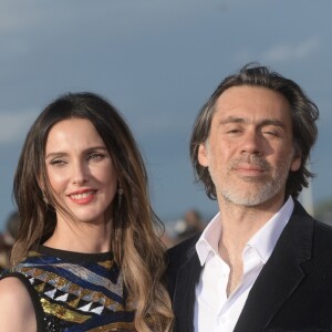 Frédérique Bel, Emmanuel Mouret - Arrivée des people à la cérémonie de clôture du 33ème Festival du Film Romantique de Cabourg, le 15 juin 2019. © Giancarlo Gorassini/Bestimage