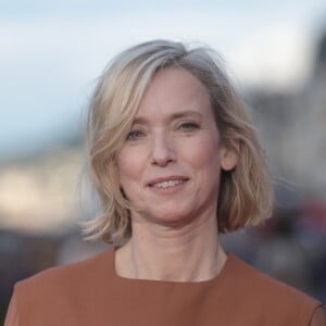 Léa Drucker - Arrivée des people à la cérémonie de clôture du 33ème Festival du Film Romantique de Cabourg, le 15 juin 2019. © Giancarlo Gorassini/Bestimage