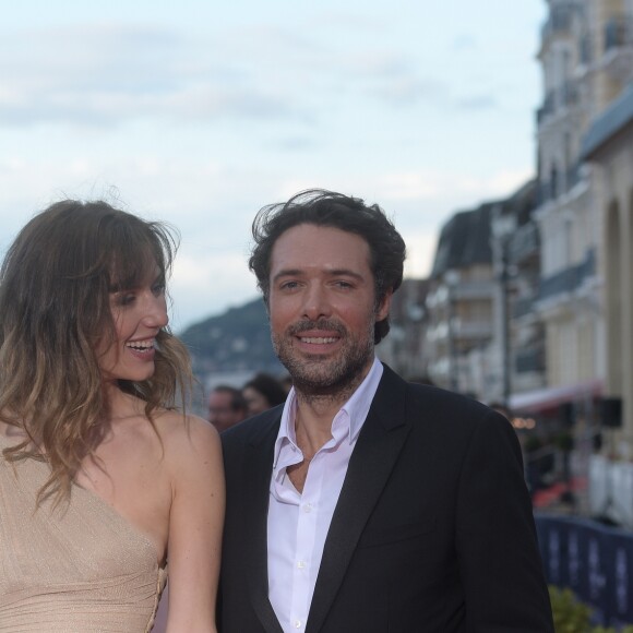 Doria Tillier et son compagnon Nicolas Bedos - Arrivée des people à la cérémonie de clôture du 33ème Festival du Film Romantique de Cabourg, le 15 juin 2019. © Giancarlo Gorassini/Bestimage