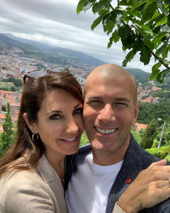 Zinedine Zidane et sa femme Véronique en mode selfie à Bilbao, le 16 juin 2019