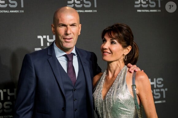 Zinedine Zidane et sa femme Véronique - Les célébrités arrivent à la cérémonie des Trophées Fifa 2018 au Royal Festival Hall à Londres, Royaume Uni, le 25 septembre 2018. © Cyril Moreau/Bestimage