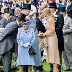 La reine Elizabeth II d'Angleterre, Kate Middleton, duchesse de Cambridge, le prince William, le roi Willem-Alexander des Pays-Bas et la reine Maxima des Pays-Bas au Royal Ascot le 18 juin 2019.