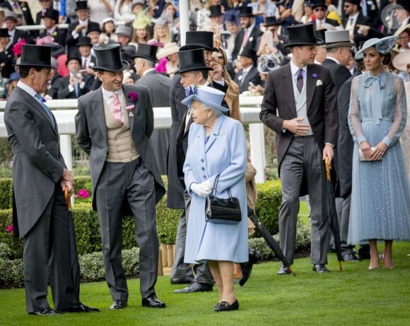 La reine Elisabeth II d'Angleterre, Catherine (Kate) Middleton, duchesse de Cambridge, le prince William, duc de Cambridge, le roi Willem-Alexander des Pays-Bas, la reine Maxima des Pays-Bas - La famille royale britannique et les souverains néerlandais lors de la première journée des courses d’Ascot 2019, à Ascot, Royaume Uni, le 18 juin 2019.  Royal family attend the Royal Ascot Horse Races 2019, in Ascot, UK, on June 18, 2019.18/06/2019 - Ascot