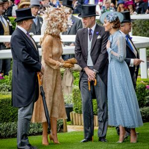 Kate Middleton, duchesse de Cambridge (robe Elie Saab), le prince William, duc de Cambridge, le roi Willem-Alexander des Pays-Bas, la reine Maxima des Pays-Bas au Royal Ascot le 18 juin 2019.
