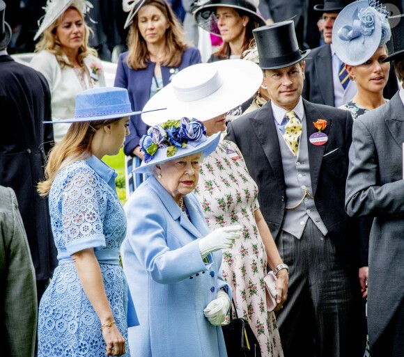 La princesse Beatrice d'York, la reine Elisabeth II d’Angleterre, Sophie Rhys-Jones, comtesse de Wessex et Zara Phillips (Zara Tindall) - La famille royale britannique et les souverains néerlandais lors de la première journée des courses d’Ascot 2019, à Ascot, Royaume Uni, le 18 juin 2019.  Royal family attend the Royal Ascot Horse Races 2019, in Ascot, UK, on June 18, 2019.18/06/2019 - Ascot
