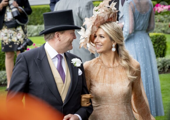 Le roi Willem-Alexander des Pays-Bas et la reine Maxima des Pays-Bas au Royal Ascot le 18 juin 2019.