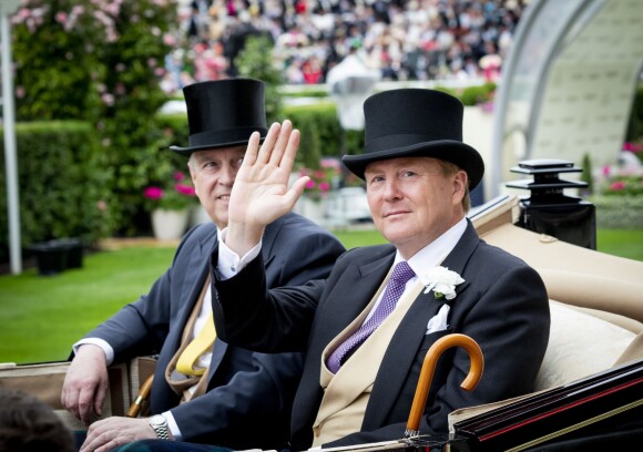 Le roi Willem-Alexander des Pays-Bas, le prince Andrew, duc d'York, au Royal Ascot le 18 juin 2019.