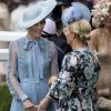 Kate Middleton, duchesse de Cambridge (en robe Elie Saab), et Zara Phillips (Tindall) au Royal Ascot le 18 juin 2019.