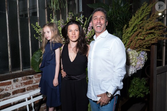 Daniel Ducret avec sa femme Kelly-Marie Lancien et leur fille Linoué Ducruet lors du défilé de la première collection de la marque de vêtements de sa fille Pauline Ducruet, Alter Designs, printemps-été 2020, à La Cartonnerie à Paris le 18 juin 2019. © Cyril Moreau/Bestimage