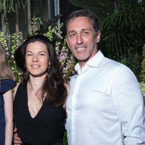 Daniel Ducret avec sa femme Kelly-Marie Lancien et leur fille Linoué Ducruet lors du défilé de la première collection de la marque de vêtements de sa fille Pauline Ducruet, Alter Designs, printemps-été 2020, à La Cartonnerie à Paris le 18 juin 2019. © Cyril Moreau/Bestimage