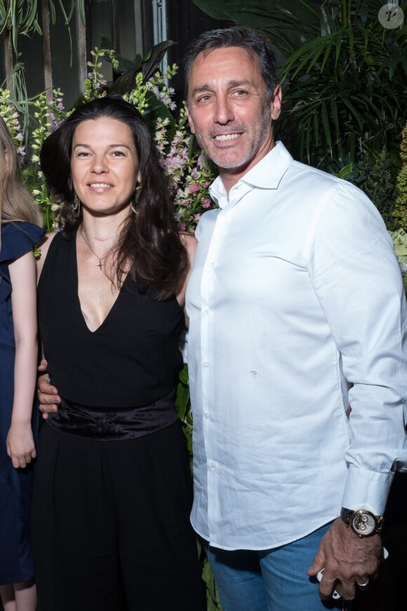 Daniel Ducret avec sa femme Kelly-Marie Lancien et leur fille Linoué Ducruet lors du défilé de la première collection de la marque de vêtements de sa fille Pauline Ducruet, Alter Designs, printemps-été 2020, à La Cartonnerie à Paris le 18 juin 2019. © Cyril Moreau/Bestimage