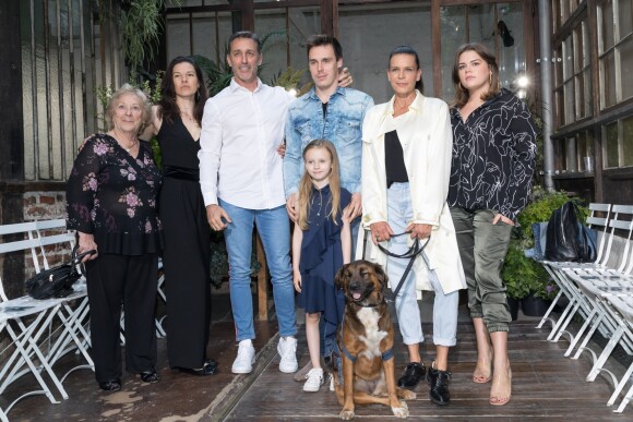 Maguy Ducruet, Daniel Ducruet et sa femme Kelly-Marie Lancien, leur fille Linoué Ducruet, Louis Ducruet, la princesse Stéphanie de Monaco et Camille Gottlieb étaient réunis lors du défilé de la première collection de la marque de vêtements de Pauline Ducruet, Alter Designs, printemps-été 2020, à La Cartonnerie à Paris le 18 juin 2019. © Cyril Moreau/Bestimage