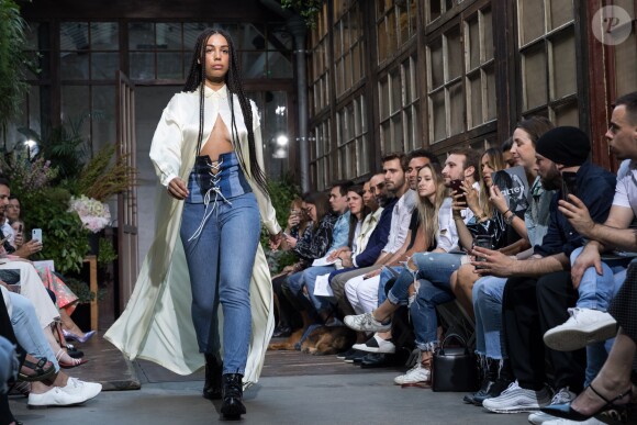 Image du défilé de la première collection de la marque de vêtements de Pauline Ducruet, Alter Designs, printemps-été 2020, à La Cartonnerie à Paris le 18 juin 2019. © Cyril Moreau/Bestimage