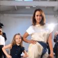 Image de la story Instagram de Pauline Ducruet, avec sa petite soeur Linoué, fille de Daniel Ducruet, à l'occasion du défilé de la première collection de sa marque de vêtements Alter Designs, printemps-été 2020, à La Cartonnerie à Paris le 18 juin 2019.