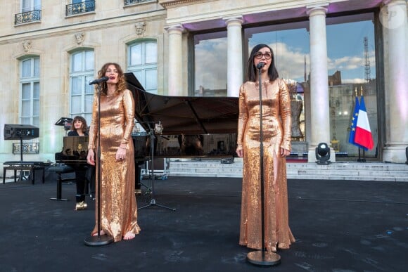 Le groupe Brigitte avec Aurélie Saada et Sylvie Hoarau à la Fête de la Musique au Palais de l'Elysée. Paris, le 21 juin 2019. © Xavier Popy / Pool / Bestimage
