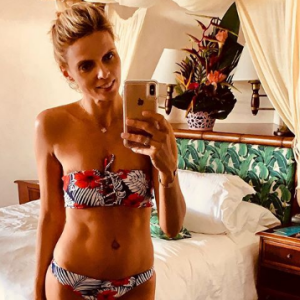 Sylvie Tellier divine en bikini en Polynésie française, le 24 juin 2019