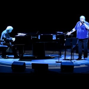 Gérard Depardieu chante "Barbara" à l'Opéra Garnier Monte-Carlo (Salle Garnier) dans le cadre du Monte-Carlo Sporting Summer Festival. Il est accompagné sur scène par celui qui fût le compagnon de route de la chanteuse pendant quinze ans, le pianiste, Gérard Daguerre. Monaco, le 27 juillet 2017. © Michel Alesi/Bestimage