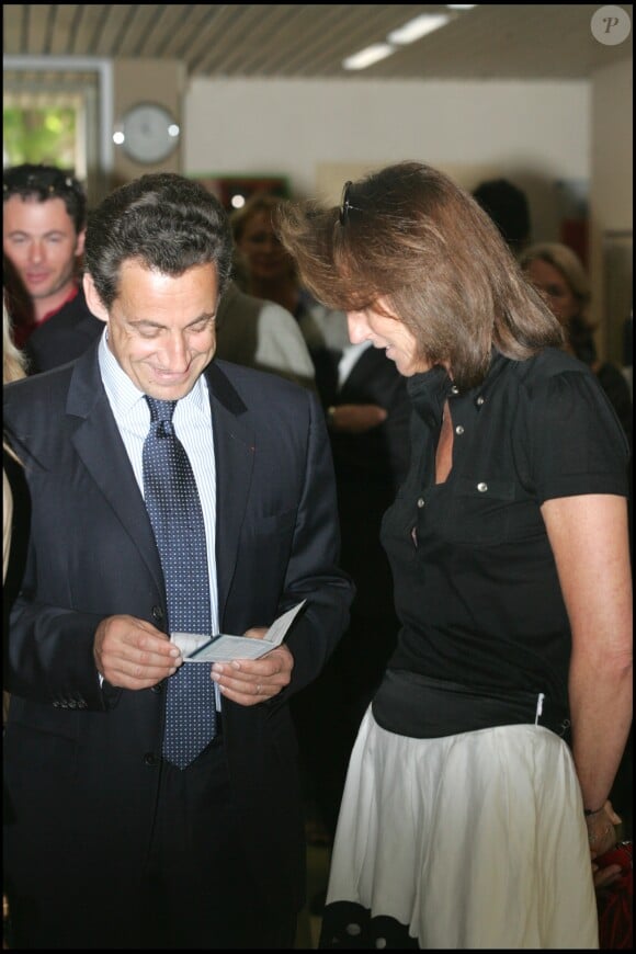 Nicolas Sarkozy et Cécilia Attias à Neuilly-sur-Seine, en 2007.