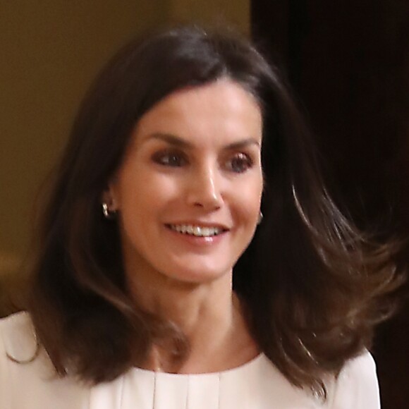 La reine Letizia d'Espagne en audience avec les membres de "Spanish Association of Periodical Publication Publishers (AEEPP)" au palais Zarzuela à Madrid le 27 juin 2019
