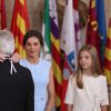 Le roi Felipe VI et la reine Letizia d'Espagne, accompagnés de leurs filles la princesse Leonor des Asturies et l'infante Sofia, assistaient le 19 juin 2019 au palais royal à Madrid à la cérémonie de remise des décorations de l'ordre du Mérite espagnol.