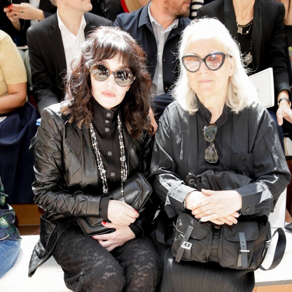 Isabelle Adjani assiste au 2ème défilé de mode Haute-Couture automne-hiver 2019/2020 "Chanel" à Paris. Le 2 juillet 2019 © Olivier Borde / Bestimage