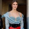Iris Mittenaere : Cuir rouge et soutien-gorge audacieux... l'ex-Miss dénote !