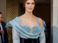 Iris Mittenaere : Cuir rouge et soutien-gorge audacieux... l'ex-Miss dénote !