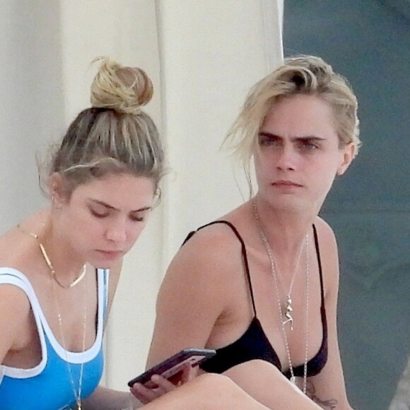 Exclusif - Cara Delevingne et sa compagne Ashley Benson sont en vacances à Tulum, au Mexique, le 2 juin 2019.