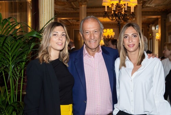 Exclusif - Thierry Gaubert et ses filles Milena et Nastasia - 14ème édition du déjeuner "Pères et Filles" au Café de la Paix à Paris. Le 20 juin 2019. © Julio Piatti / Bestimage