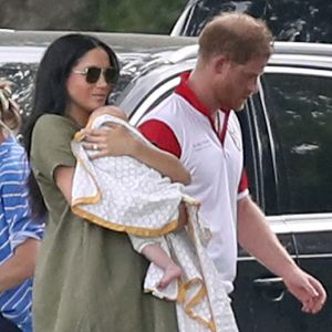 Meghan Markle et le prince Harry avec leur fils Archie au King Power Charity Polo Day à Wokingham, dans le Berkshire, le 10 juillet 2019.