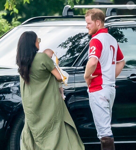 Le prince Harry, duc de Sussex, Meghan Markle, duchesse de Sussex et leur fils Archie Harrison Mountbatten-Windsor lors d'un match de polo de bienfaisance King Power Royal Charity Polo Day à Wokinghan, comté de Berkshire, Royaume Uni, le 10 juillet 2019.