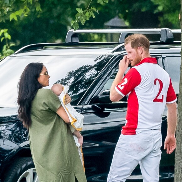 Le prince Harry, duc de Sussex, Meghan Markle, duchesse de Sussex et leur fils Archie Harrison Mountbatten-Windsor lors d'un match de polo de bienfaisance King Power Royal Charity Polo Day à Wokinghan, comté de Berkshire, Royaume Uni, le 10 juillet 2019.