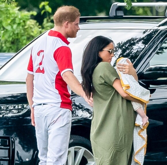 Le prince Harry, duc de Sussex, Meghan Markle, duchesse de Sussex et leur fils Archie Harrison Mountbatten-Windsor lors d'un match de polo de bienfaisance King Power Royal Charity Polo Day à Wokinghan, comté de Berkshire, Royaume Uni, le 10 juillet 2019.