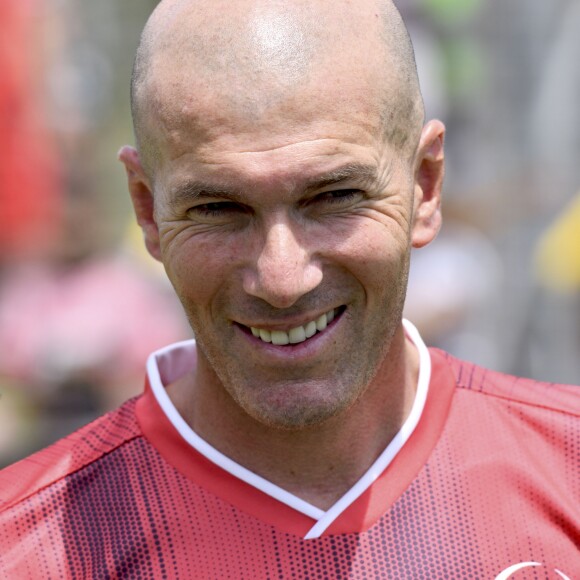 Zinédine Zidane lors de la grande finale de la Z5 Cup à Aix-en-Provence, France, 23 juin 2019. Après avoir traversé 12 villes qui auront vu plus de 250 équipes tenter leur chance dans les complexes Z5 et Le Five en France, Outremer, en Italie et en Espagne, aura lieu au Z5 d'Aix-en-Provence, la grande finale de la Z5 Cup. Le 23 juin est aussi l'anniversaire de Z.Zidane et le jour du lancement du tout premier Z5 à Aix en 2011. Au programme de cette grande fête du foot à cinq, le plateau final des 24 équipes, des animations pour tous les âges, tournoi enfants, ateliers culinaires, etc... © Norbert Scanella/Panoramic/Bestimage