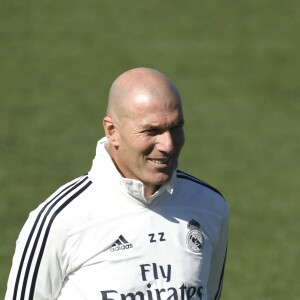 Zinedine Zidane lors d'une séance d'entraînement du Real Madrid à Madrid le 15 mars 2019.