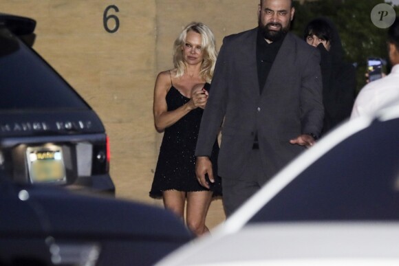 Exclusif - Pamela Anderson et son fils Dylan à la sortie du restaurant Nobu de Malibu le 27 juin 2019.