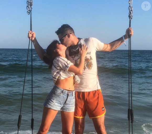 Sarah Hyland et son chéri Wells Adams se sont fiancés. (Juillet 2019)