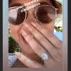 Sarah Hyland partage des photos de ses fiancailles avec Wells Adams sur son Instagram. (Juillet 2019)