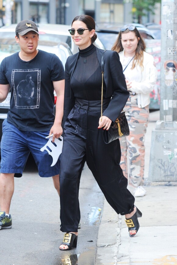 Lily Aldridge se rend au restaurant "Sant Ambroeus" à New York, le 3 juin 2019.