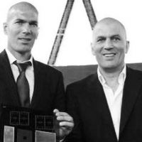 Zinédine Zidane poignant pour honorer la mémoire de son frère décédé