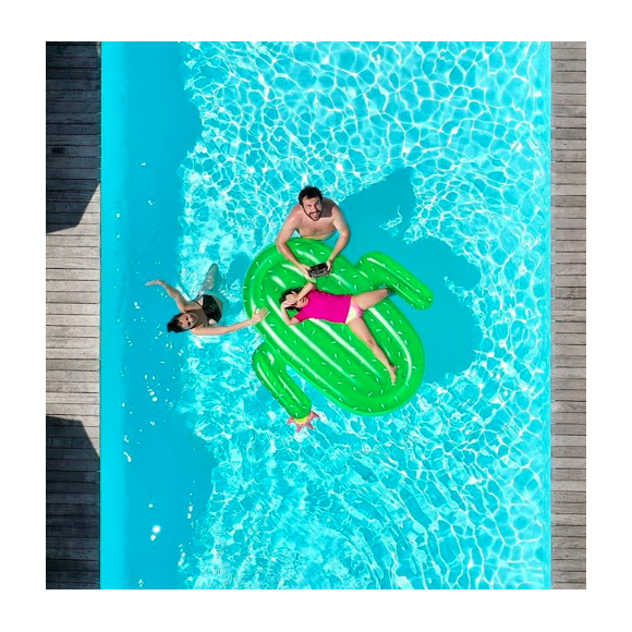 Les vacances de Laurent Ournac avec sa femme Ludivine et sa fille Capucine en ThaÏlande. Décembre 2018.