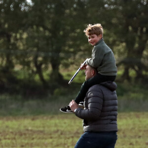 Exclusif - Mike Tindall, Le prince George lors d'une après-midi de détente en famille en marge des courses de chevaux de Burnham dans le Norfolk le 12 avril 2019.