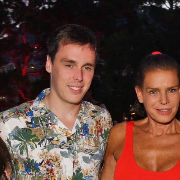 Marie Chevalier, Louis Ducruet, son futur époux, la princesse Stéphanie de Monaco et Camille Gottlieb durant la traditionelle soirée au profit de Fight Aids Monaco, dans la salle des Etoiles du Sporting à Monaco le 13 juillet 2019. © Bruno Bebert/Bestimage