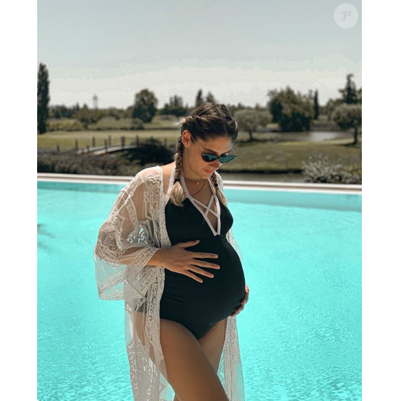 Jesta de "Koh-Lanta" enceinte et divine en bikini - Instagram, le 29 juin 2019