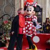 Minnie Mouse était accompagnée par la comédienne de doublage Russi Taylor, sa voix, en janvier 2018 lors de l'inauguration de son étoile sur le Hollywood Walk of Fame, à Los Angeles.
