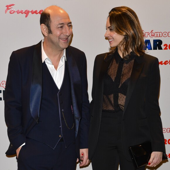 Kad Merad et sa compagne Julia Vignali - Photocall du dîner de la 44ème cérémonie des César au Fouquet's à Paris. Le 22 février 2019 © Pierre Perusseau / Bestimage