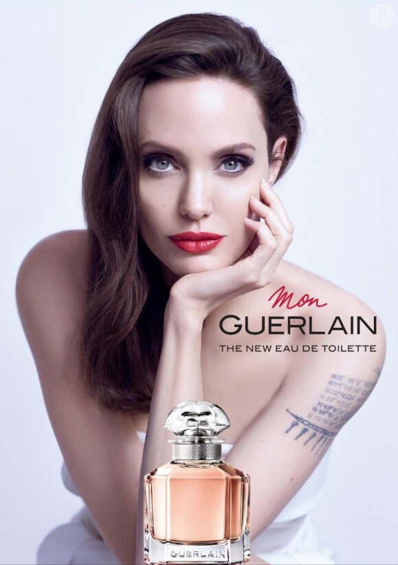 Angelina Jolie est l'égérie de l'Eau de Parfum de Guerlain.