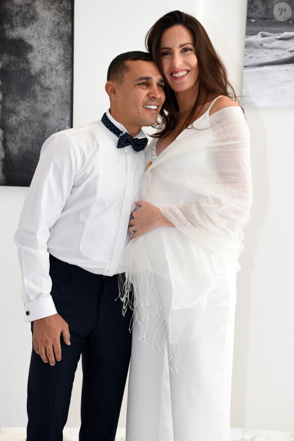 Exclusif - Mariage de Brahim Asloum et Justine Pouget à la Mairie du 17ème arrondissement à Paris. © Sébastien Valiela / LMS / Bestimage