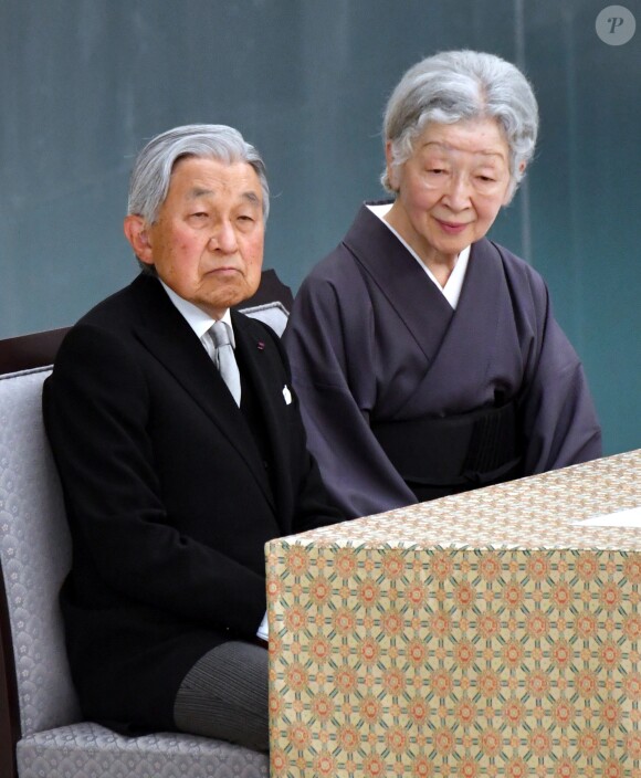 L'empereur du Japon Akihito et l'impératrice Michiko lors de la cérémonie pour les victimes de la guerre à l'occasion du 73e anniversaire de la capitulation du Japon en 1945, le 15 août 2018 à Tokyo.